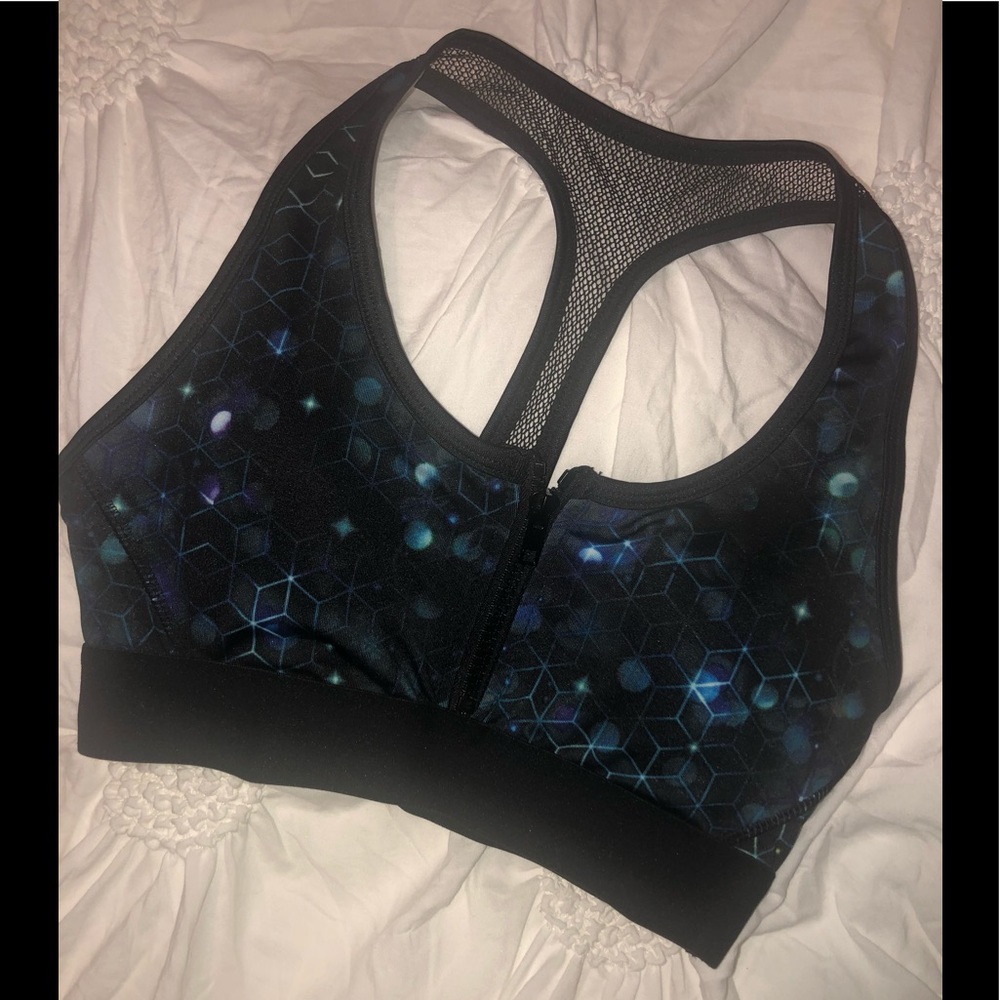 Sports bra